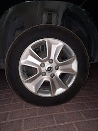 Tyre sidewall showing sizing information